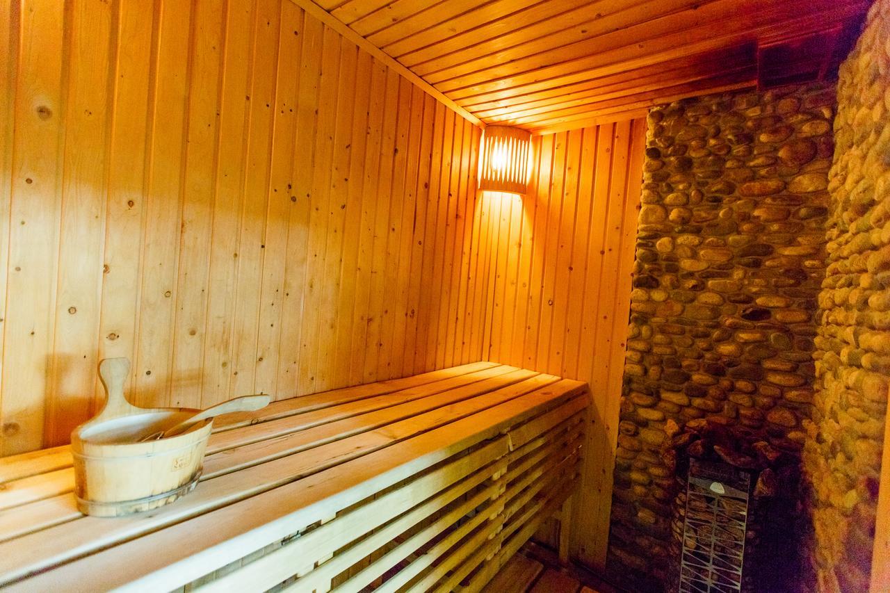 Hotel Altay Leninogorsk Exterior photo
